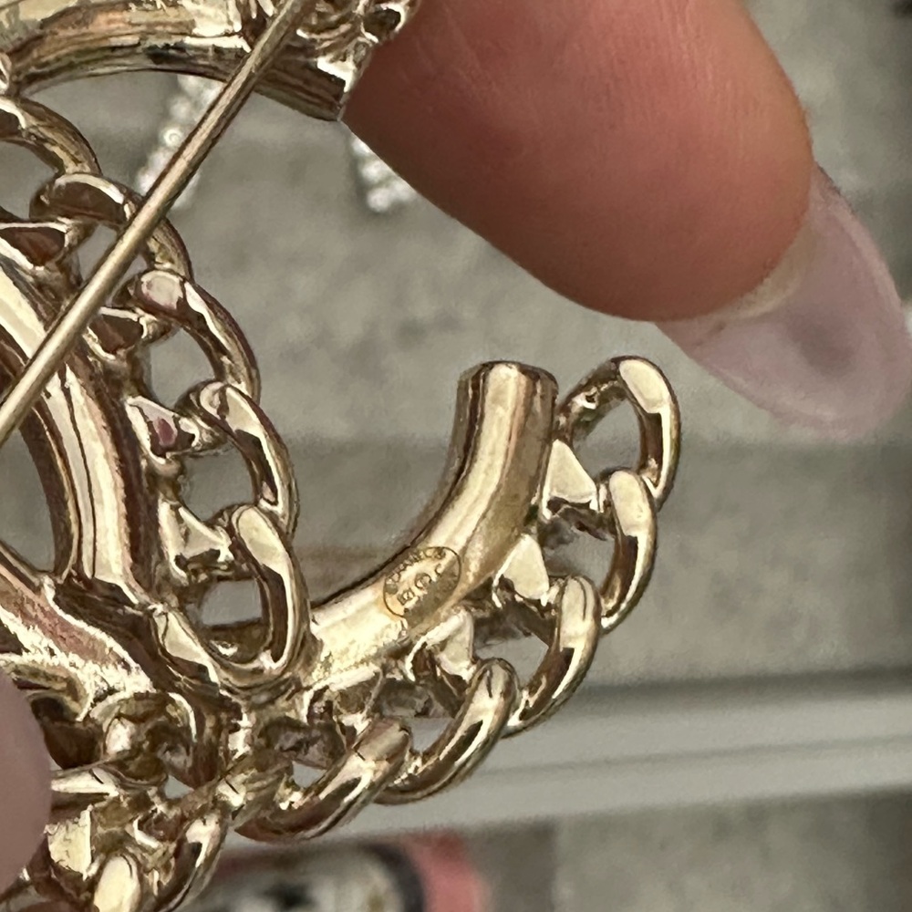 Gold And Silver Interlocking Brooch - image 4